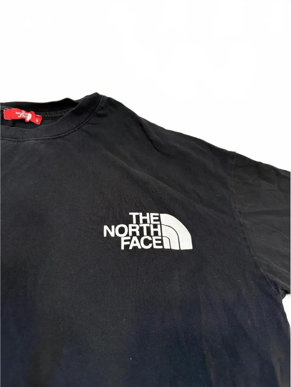 The North Face Black Graphic Mountain T-Shirt Small